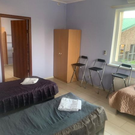 Green Hotel Kiev Bagian luar foto