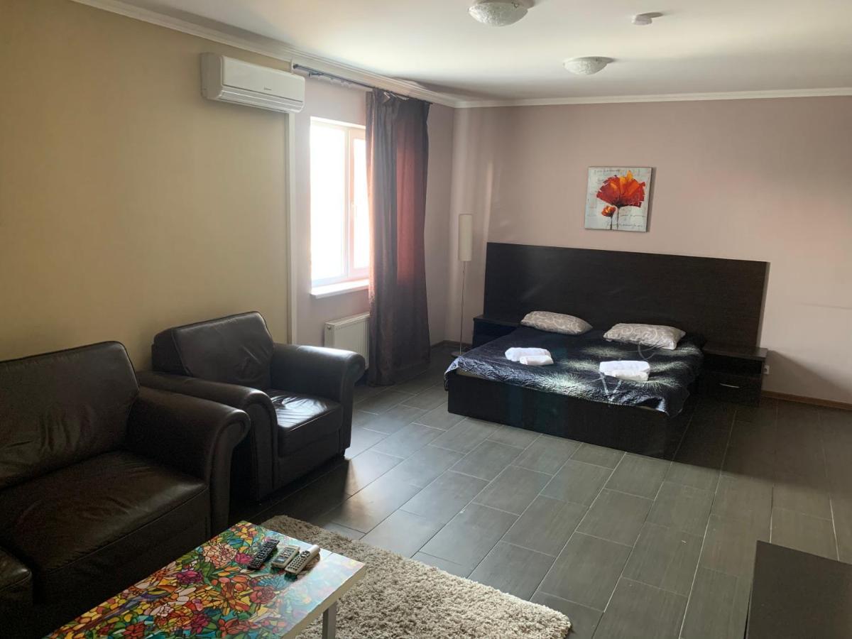 Green Hotel Kiev Bagian luar foto
